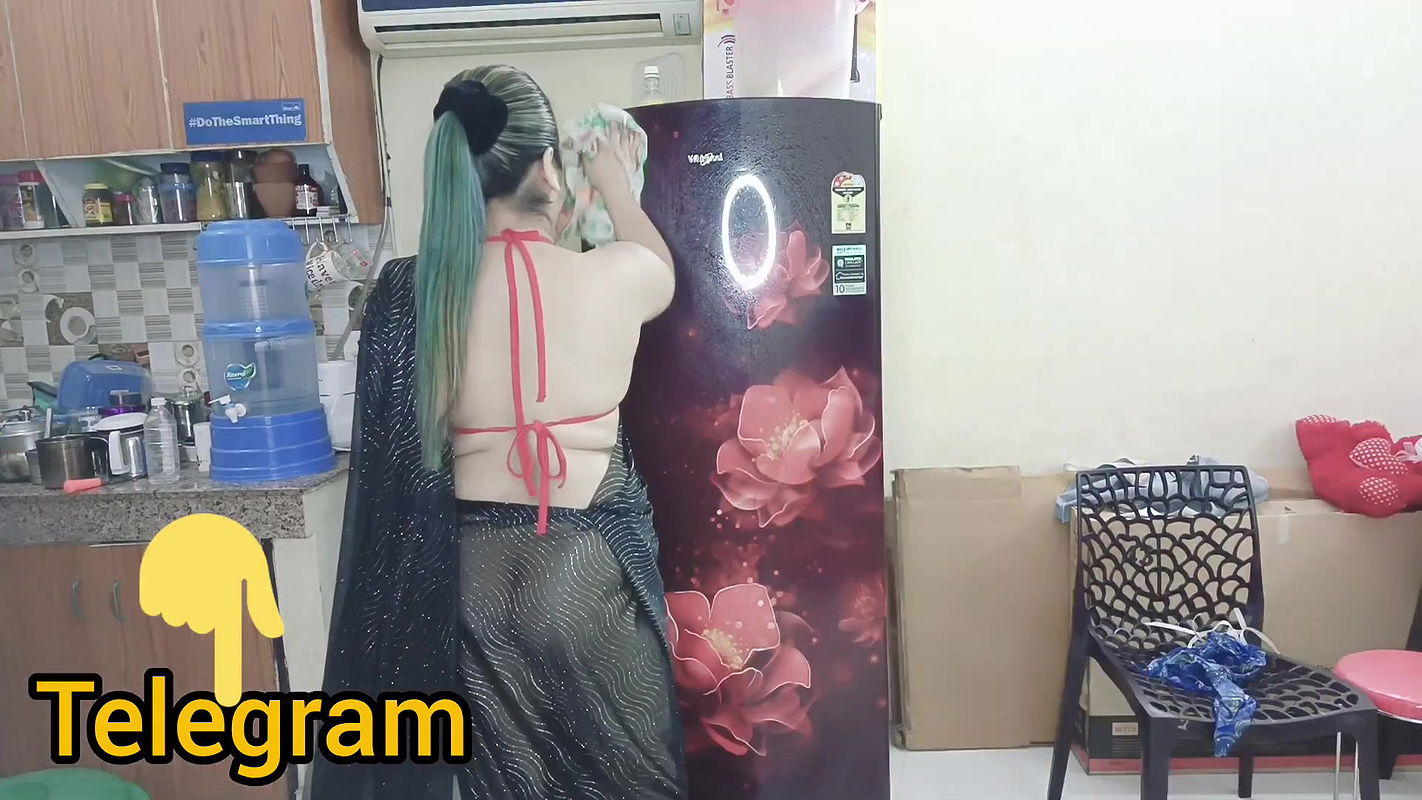 IND Housewife Transparent Black Saree Wearing