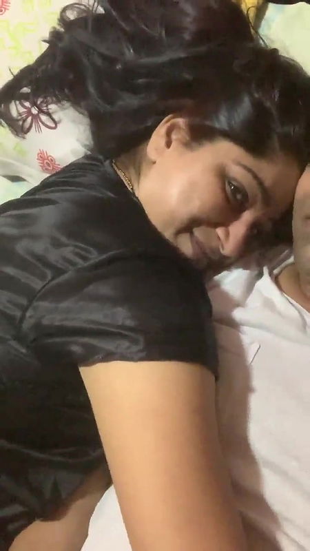 MOST BEAUTIFUL  INDIAN MILF BLOWJOB  VIDEO