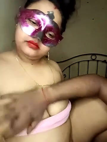 Stripchat-Public.Show-c-Its_me_Diya-2024.05.24.113507