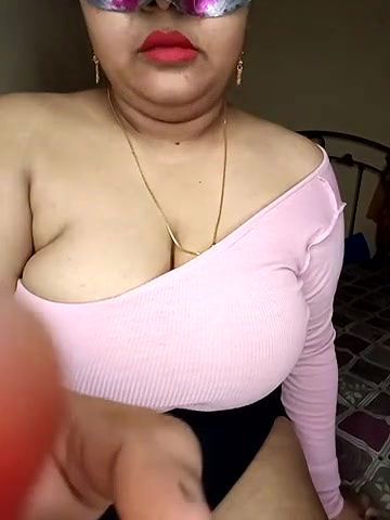 Stripchat-Public.Show-c-Its_me_Diya-2024.05.24.212822