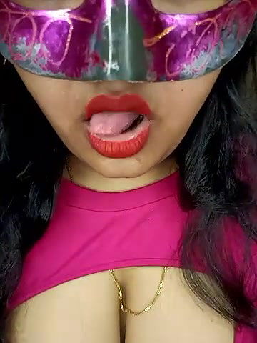 Stripchat-Public.Show-c-Its_me_Diya-2024.05.20.195745