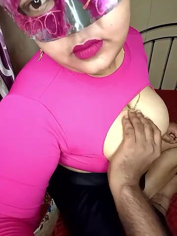 Stripchat-Public.Show-c-Its_me_Diya-2024.05.17.074445
