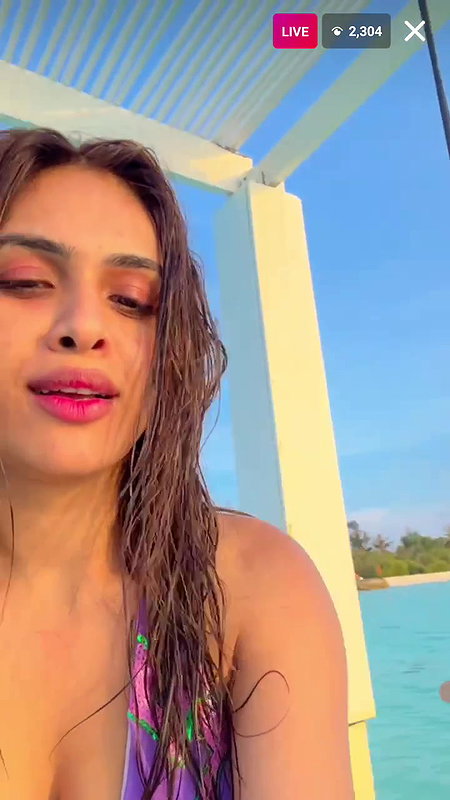 Neha Malik 15 Feb Bikini Live