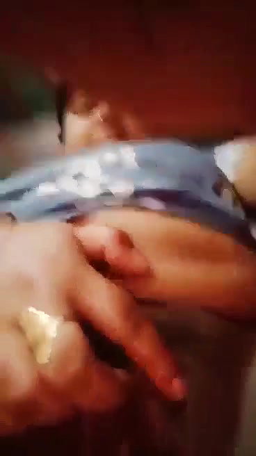 Unsatisfied Bhabi Showing Pussy