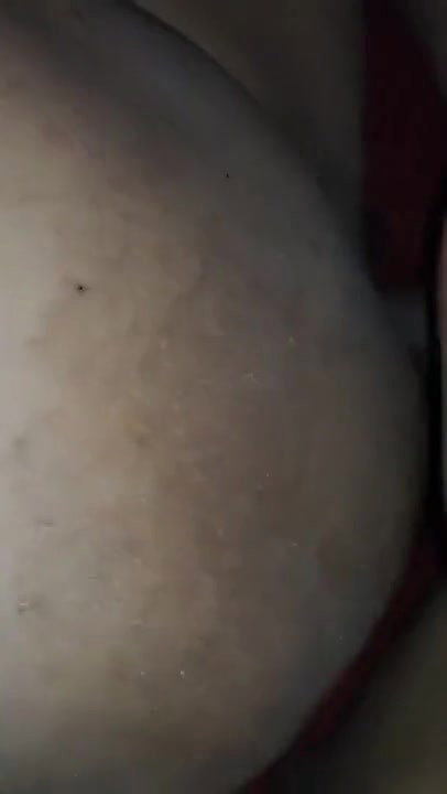 Cum under pussy