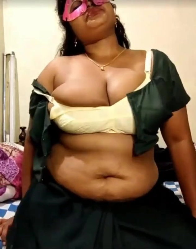 Busty Mallu  Girl Big Boobs And Pussy  Show