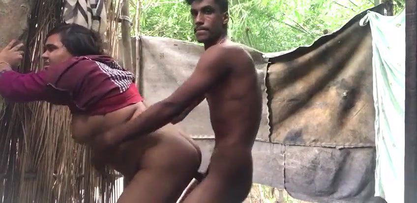 Fucking in brother-in-law and sister-in-law’s old house