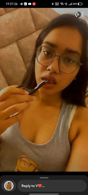 Sexy girl opps boobs