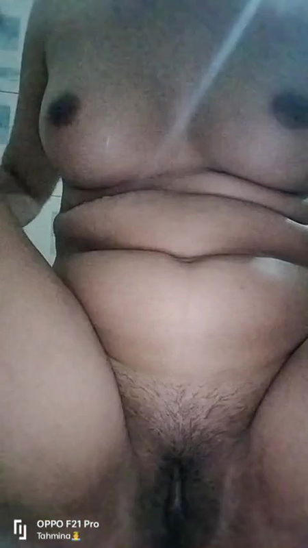 Beautiful Mal Showing Asshole Fingering Pussy