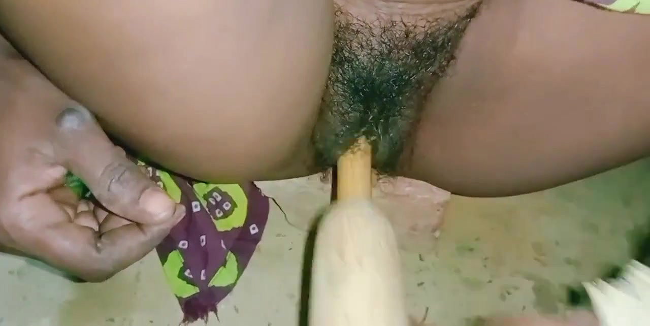 Bihar xtra xhtad1 pussy so good to eat. Pussy hole show me. Indian wife sex in doggy style and shows pussy