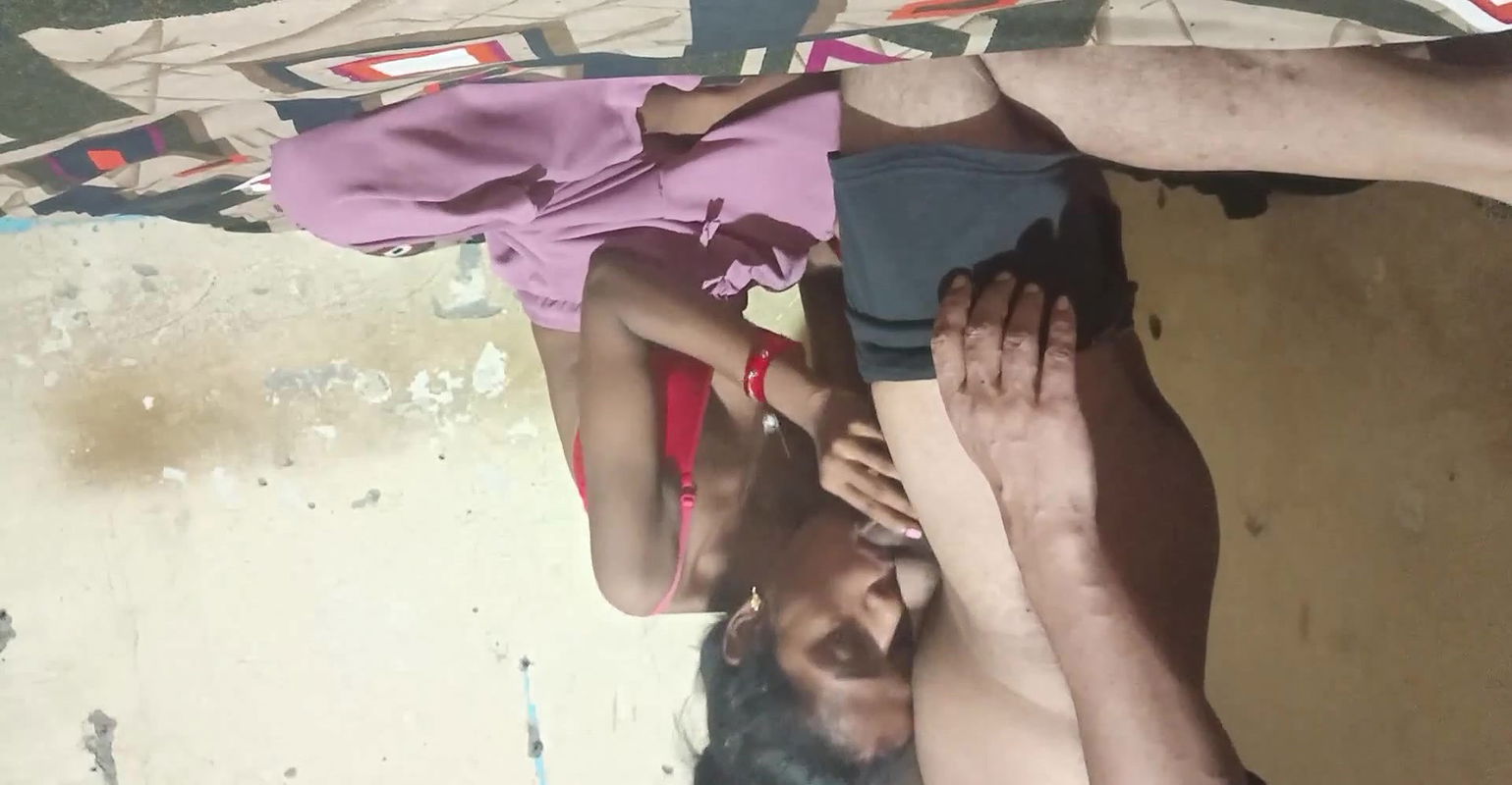 Rosey bhabhi alon at home and coming my room to fuck and ride hard cock