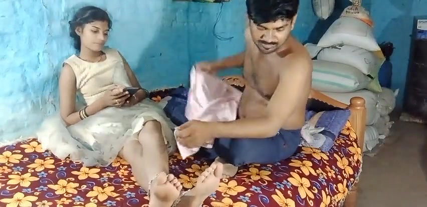 Stepsister sex deshi video. Hindi sex video