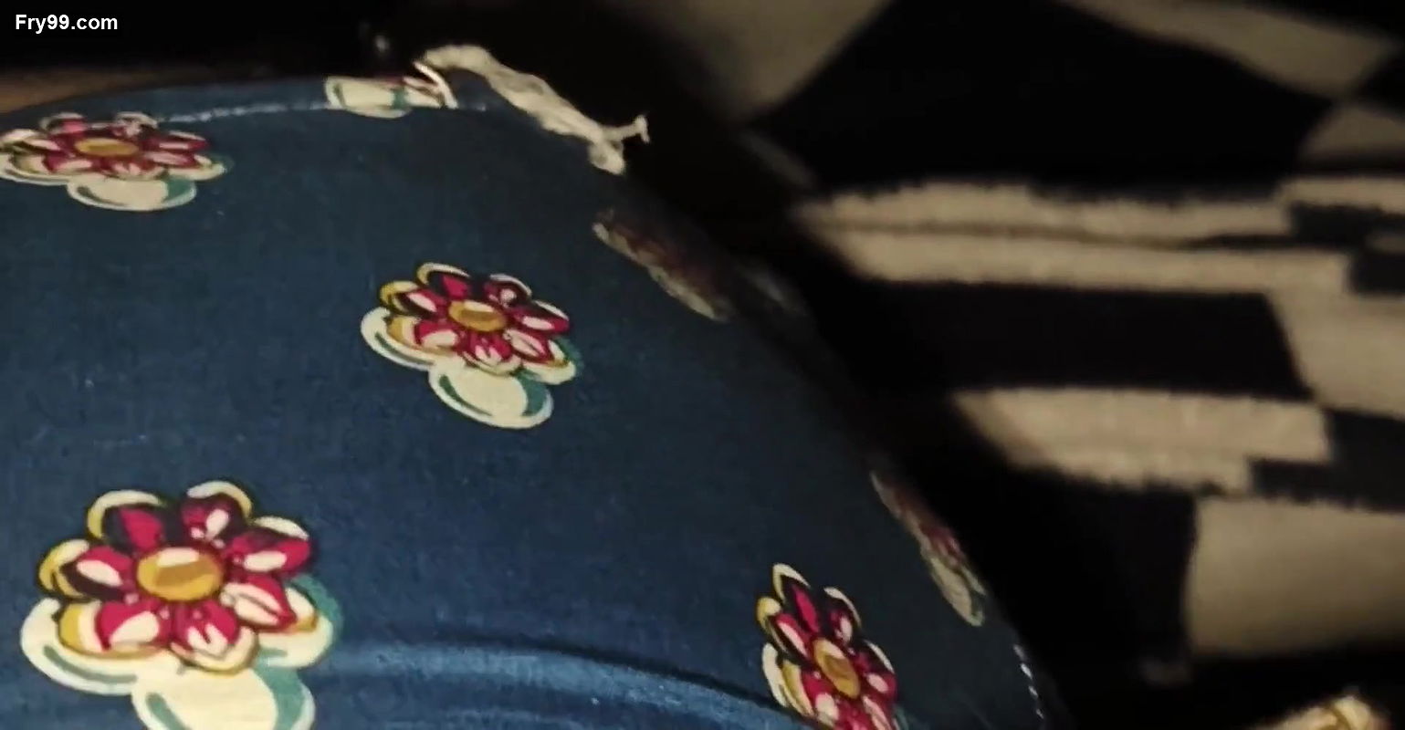 Bhabhi k kapre Phar diye She’s Enjoying getting fucked