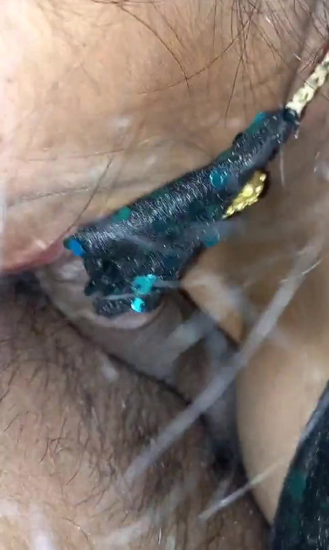 Aaj meri bibi ne mera lund chus ke lund ka paani nikala