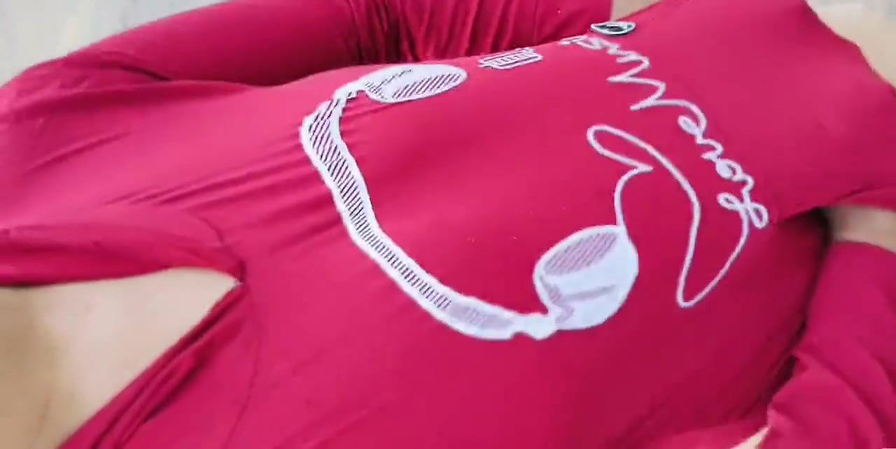 Schoolgirl in the jungle (Hindi audio)