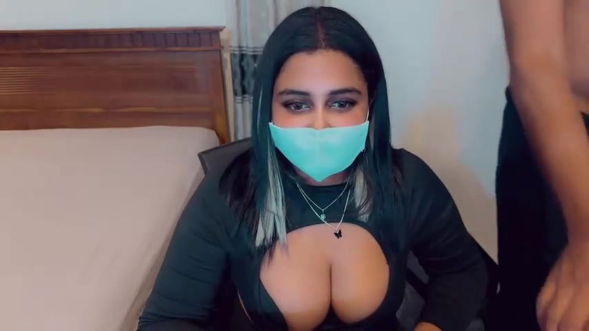 Stripchat-Public.Show-c-SonY_CaM-2024.06.21.184017