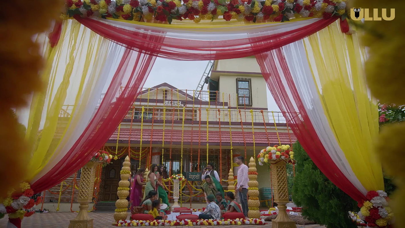 Choli Ke Peeche Kya Hai ? – Part 1