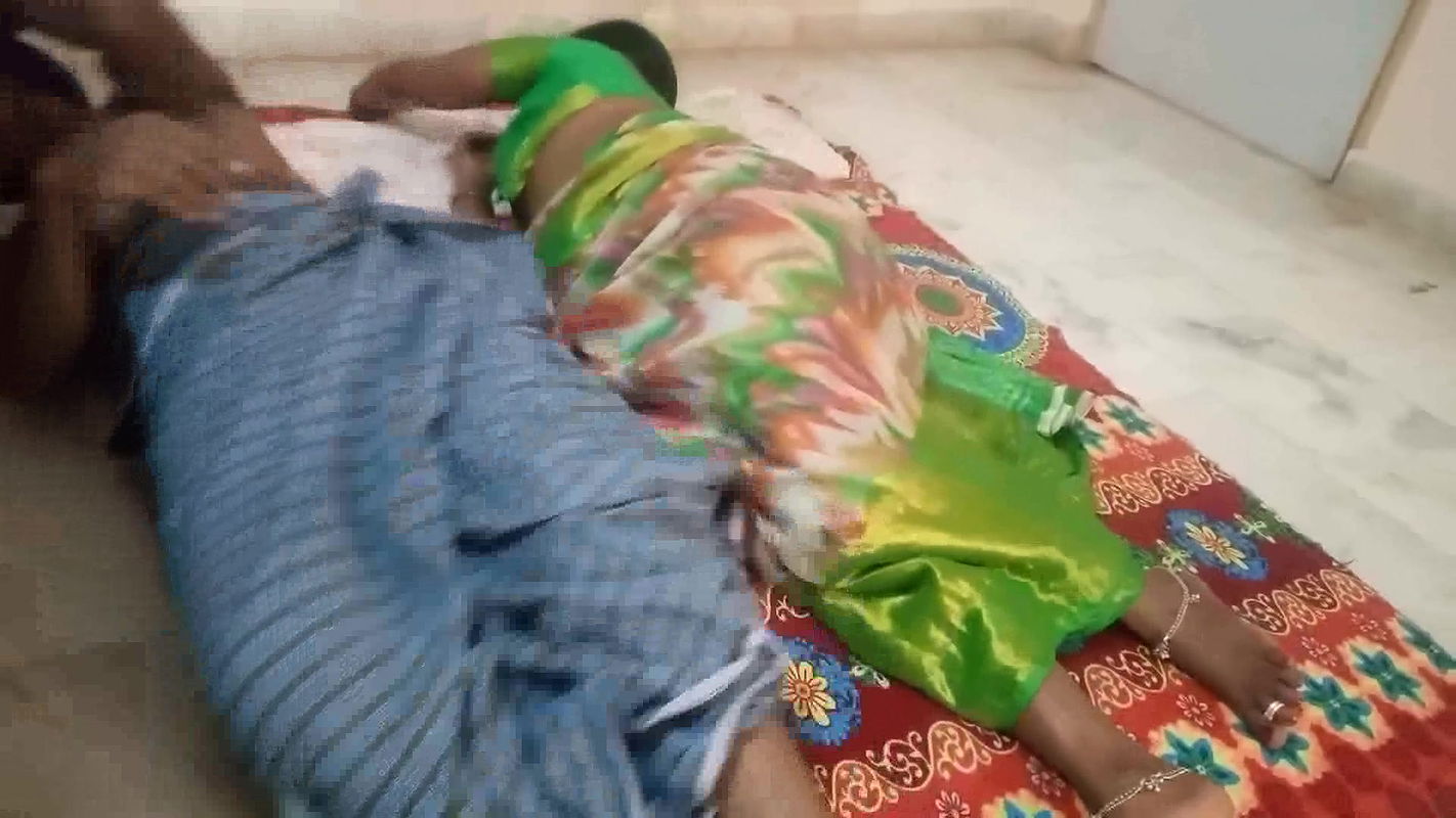 lonely house wife fucked and gives hot blowjob