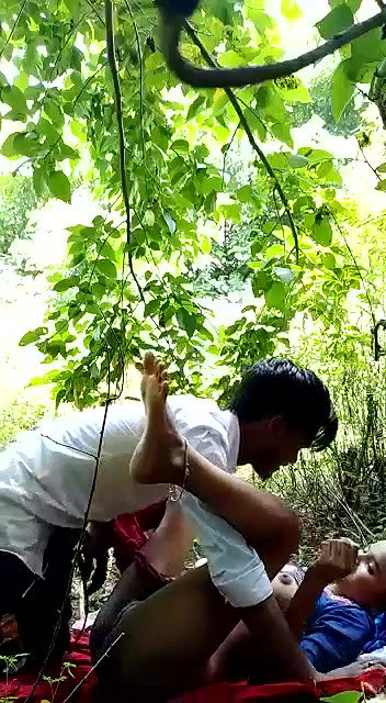 Desi Lovers Fucking In Jungle
