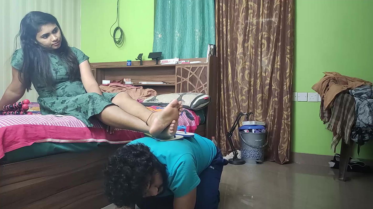 Foot Stool With Read Sound – Vaishnavi