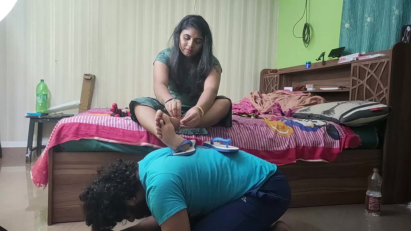 Foot Stool With Read Sound – Vaishnavi