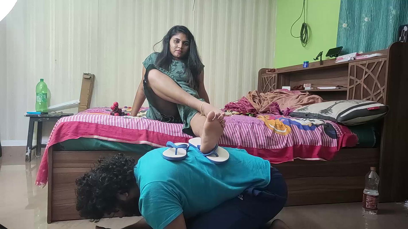 Foot Stool With Read Sound – Vaishnavi