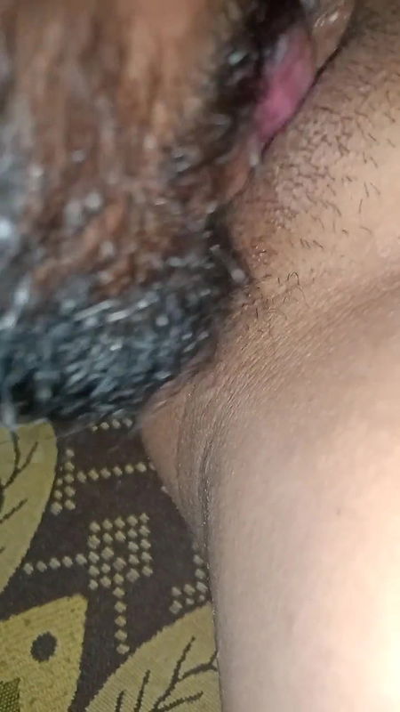 Desi Bhabhi Pussy Licking