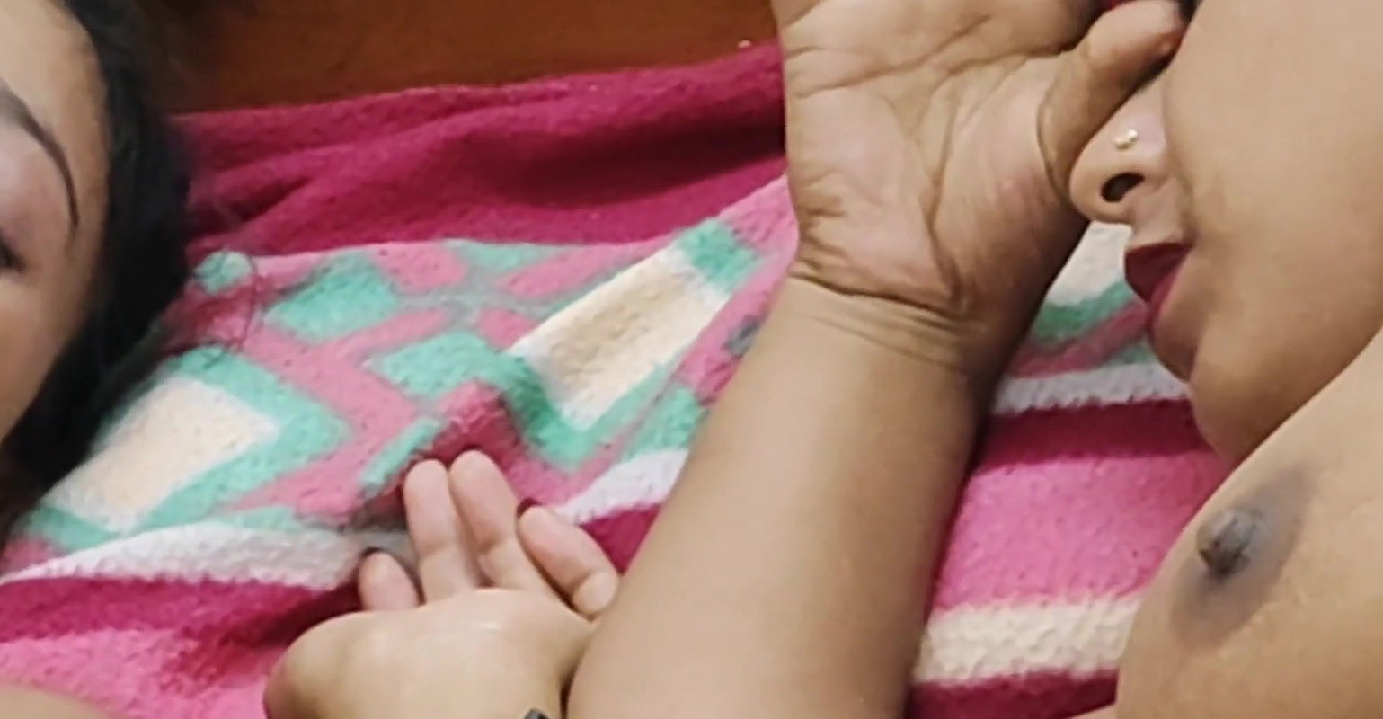 Desi mom and son after sex sister and brother very good pussy