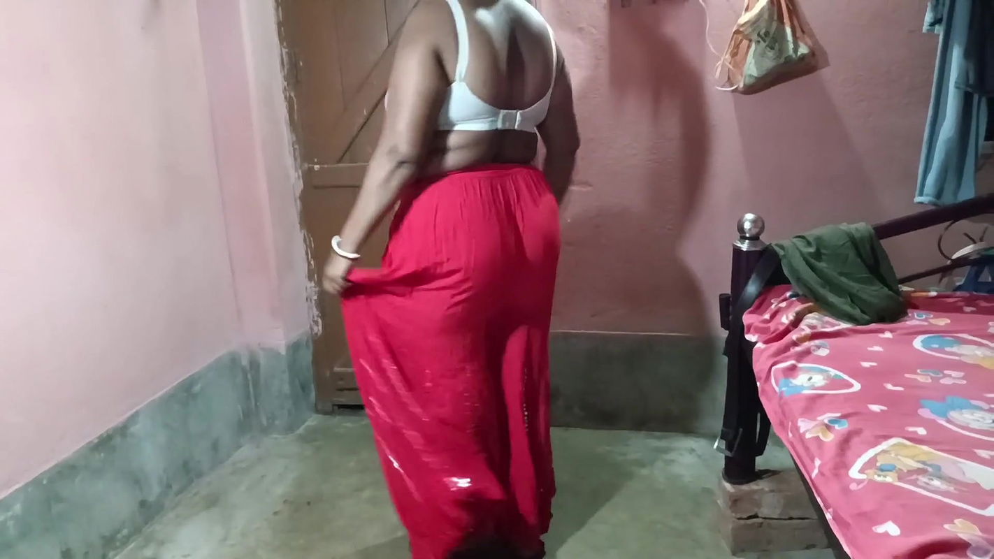 My Ex-lover Landlord’s Married Stepdaughter Secretly Came at Midnight – to Know How I Am