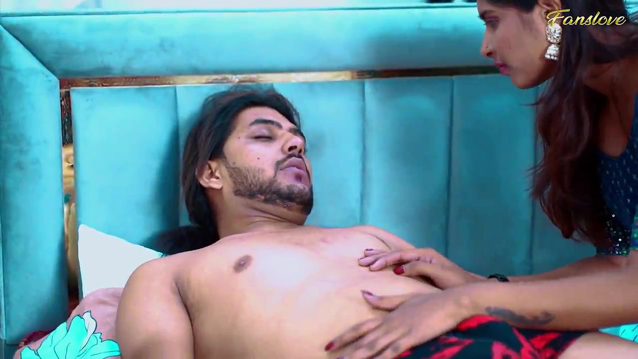 Stepsister Tejaswini Seduces Her Stepbrother for Having Good Sex with Him