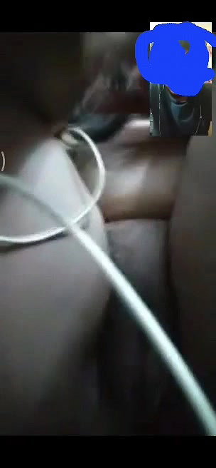 Beautiful Chubby GF Showing Lover On VC
