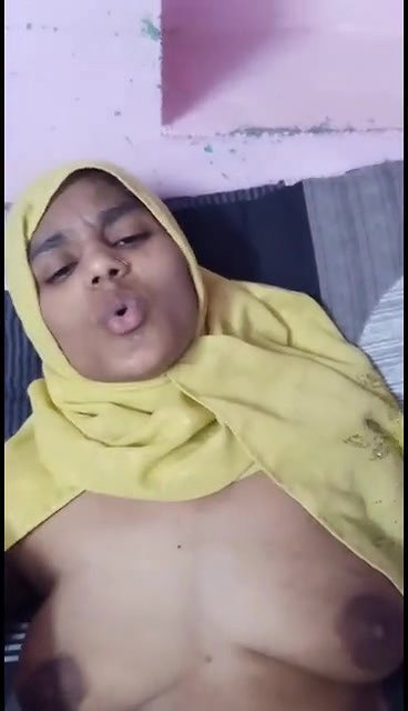 SUPERSEXY HOT BANGLADESHI BHABHI  2 VIDEOS