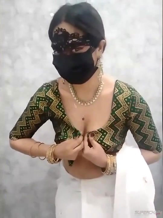 Indian Girl  Showing Her Curves And  Boobs