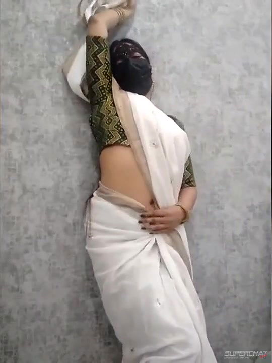 Indian Girl  Showing Her Curves And  Boobs