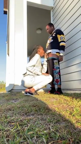 Sexy Girl Outdoor Standing Doggy Style Fucking