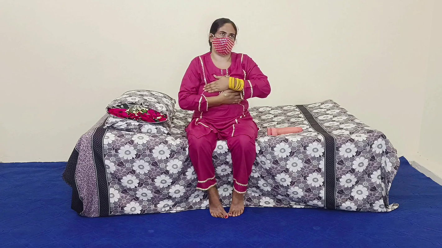 Beautiful Indian Desi Bhabhi with Huge Boobs Dildo Riding