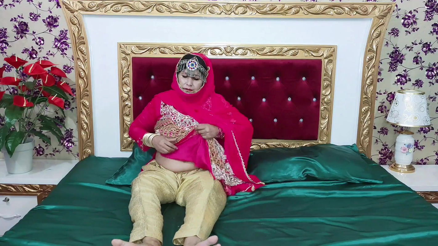 Beautiful Indian Sexy Bride Sex with Dildo in Wedding Dress