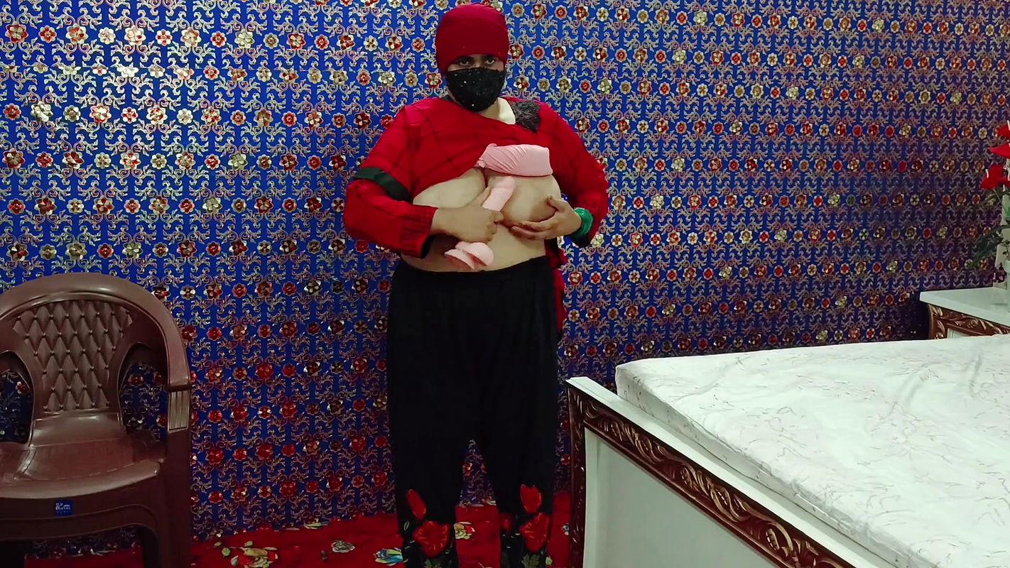 Big Tited Desi Bhabhi Orgasm with Huge Dildo