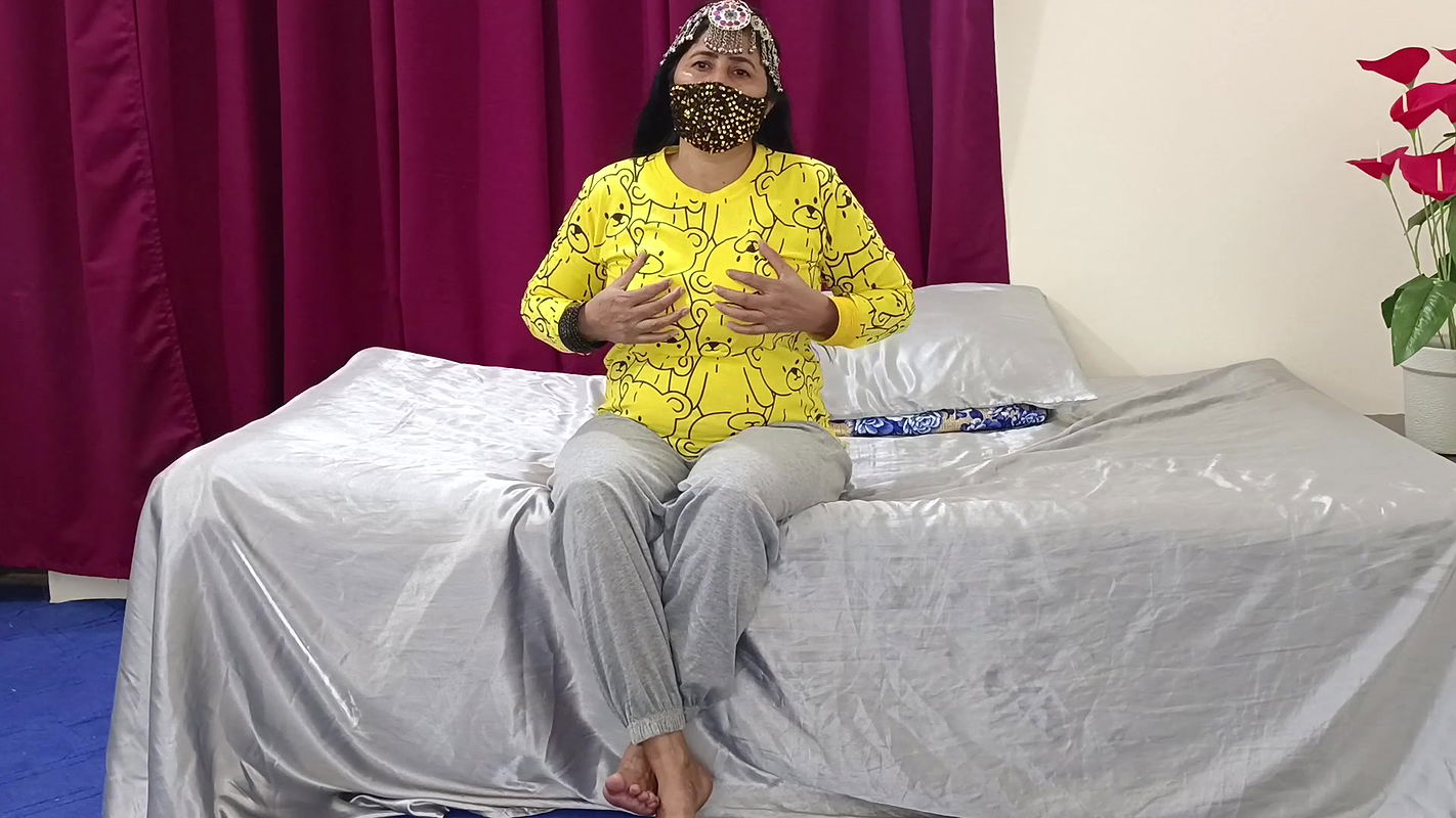 Very Very Sexy Indian Hindi Mature Women Fucking Pussy with Big Dildo