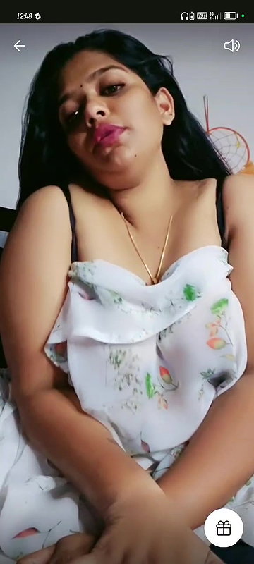 Big boobs girl live show