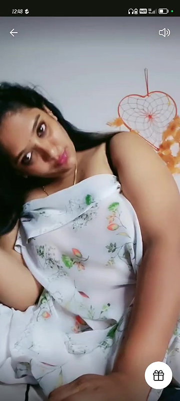 Big boobs girl live show