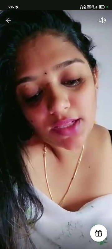 Big boobs girl live show