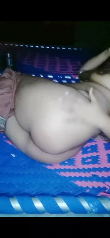 pk cute girl open her dress