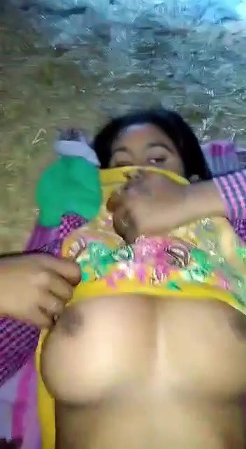 Mallu GF Nude Captured By Boyfriend