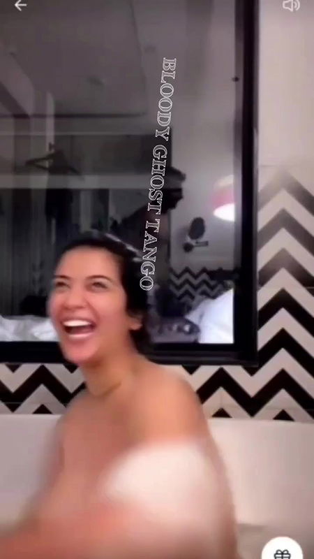 Insta Girl Kritika Kapoor Latest Live Showing Full Nude With Boobs and Ass In Shower