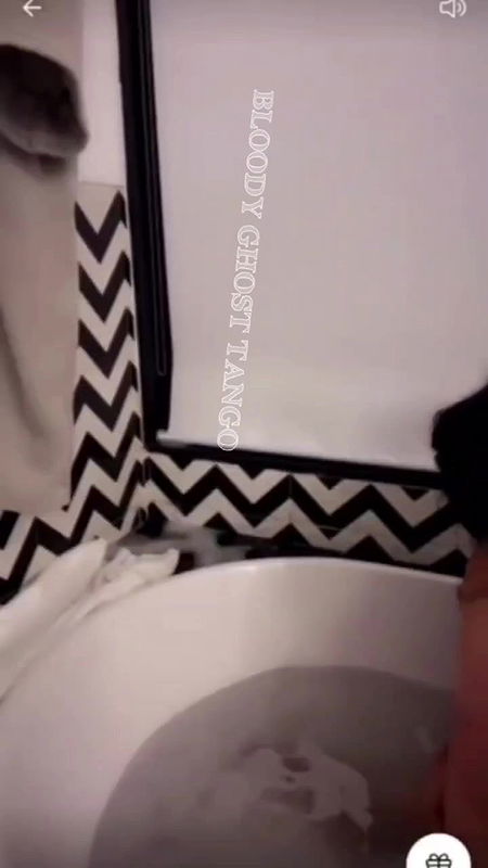 Insta Girl Kritika Kapoor Latest Live Showing Full Nude With Boobs and Ass In Shower