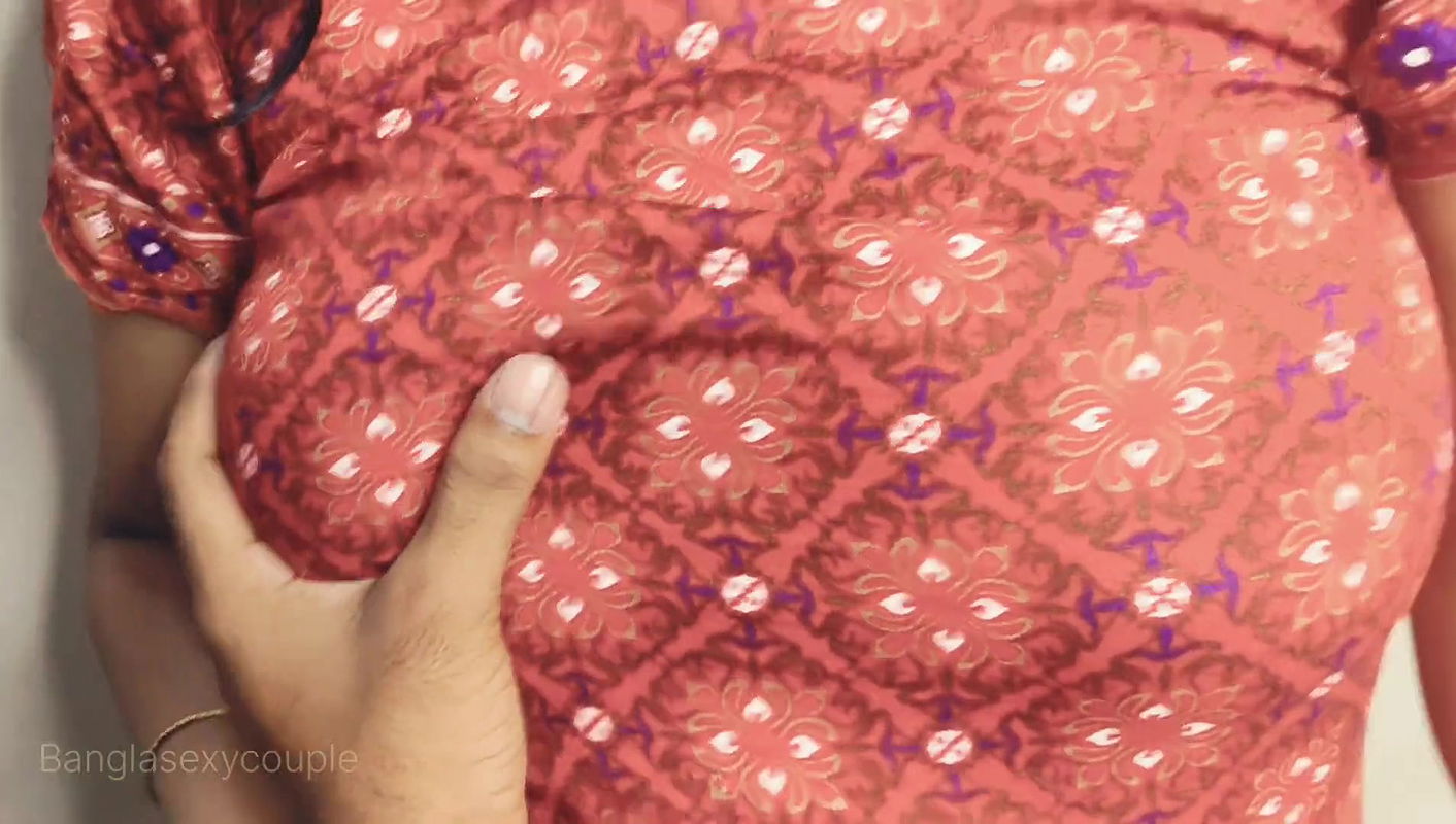 Indian Devor Bhabhi Fucking with Dirty Talk