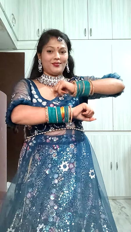 Garima long hair (3)