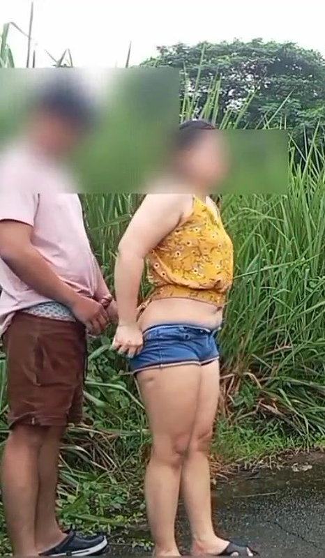 Hotwife Road Side Sucking And Standing Doggy Sex