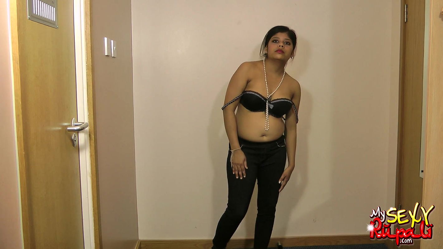 rupali nangi hasina kay nangay jalway